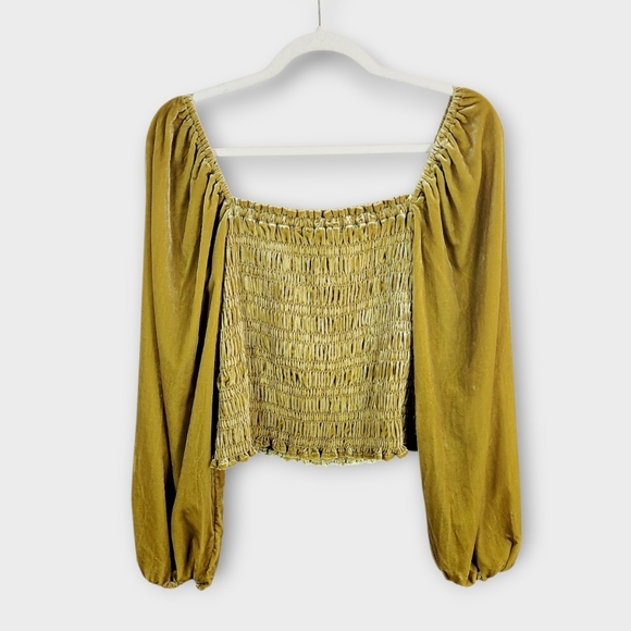 NWT ANTHROPOLOGIE Velvet Puff Sleeve Smocked Top Blouse In Gold Mustard Small - Picture 5 of 10